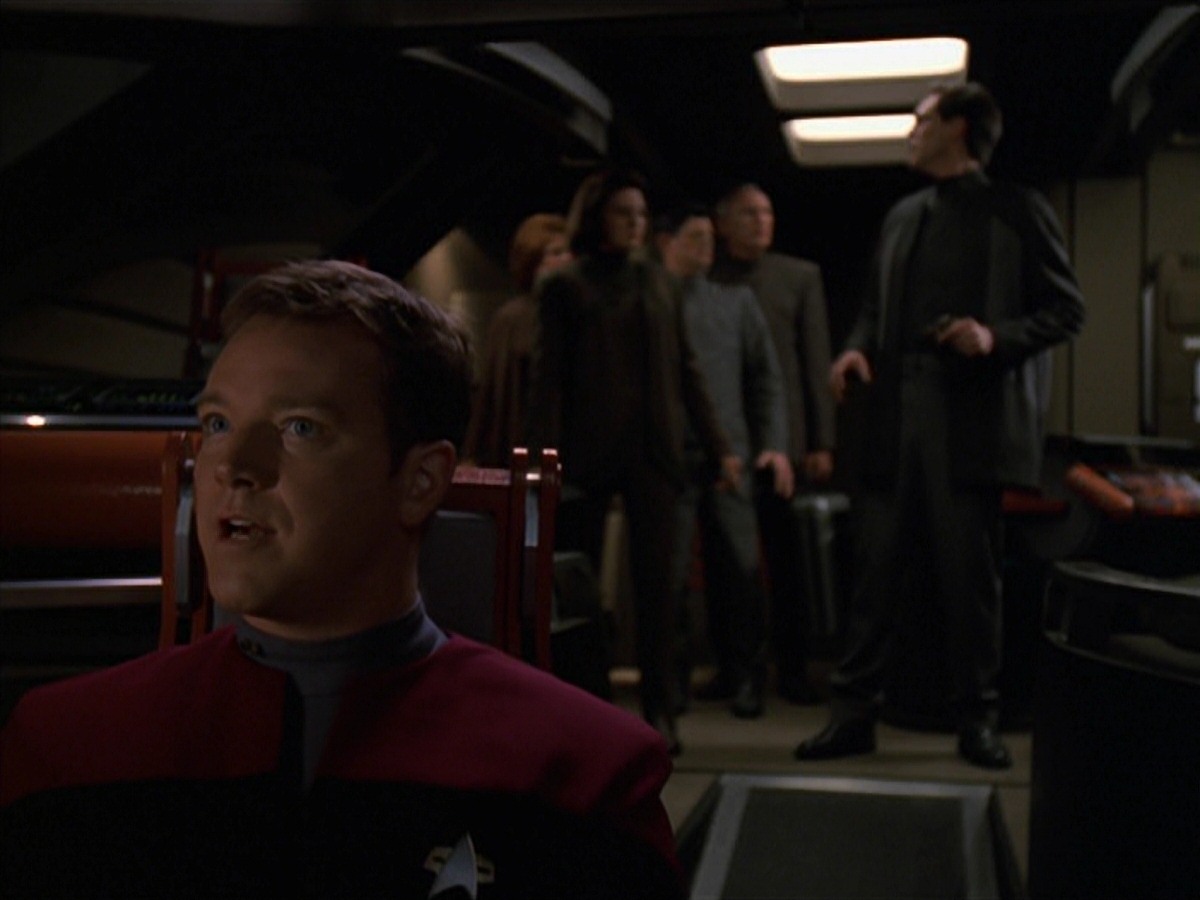 extant_StarTrek_VOY_7x22-NaturalLaw_3434.jpg