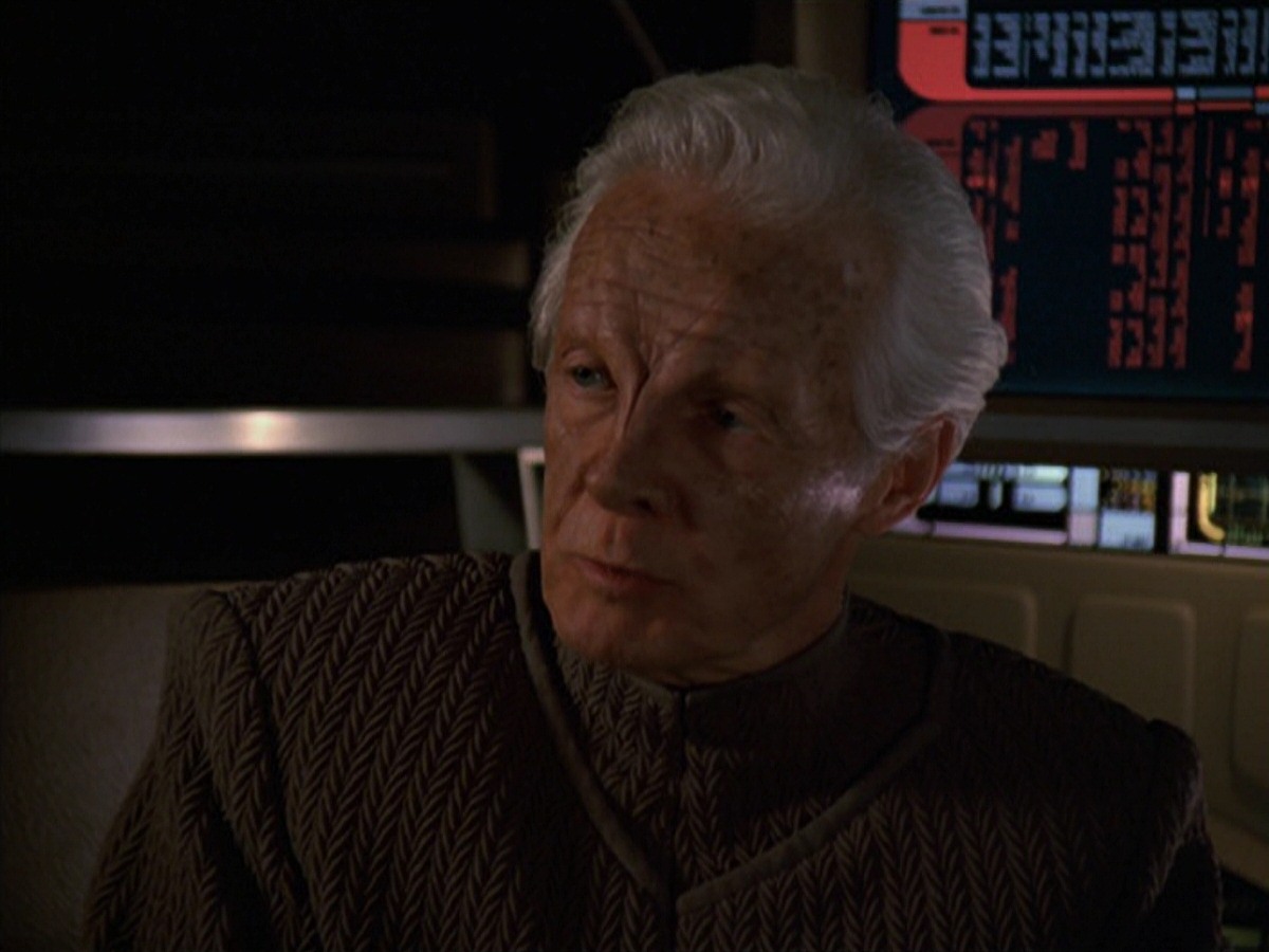 extant_StarTrek_VOY_7x22-NaturalLaw_3438.jpg