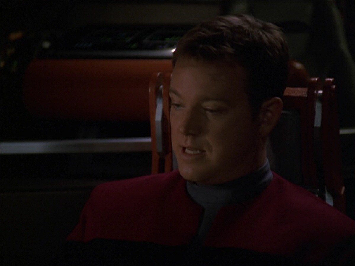extant_StarTrek_VOY_7x22-NaturalLaw_3450.jpg