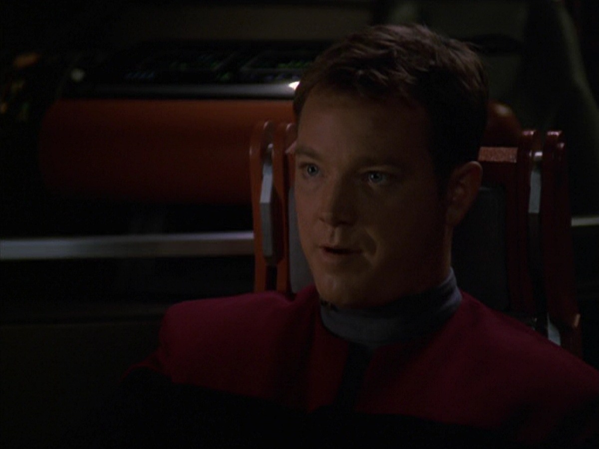 extant_StarTrek_VOY_7x22-NaturalLaw_3451.jpg