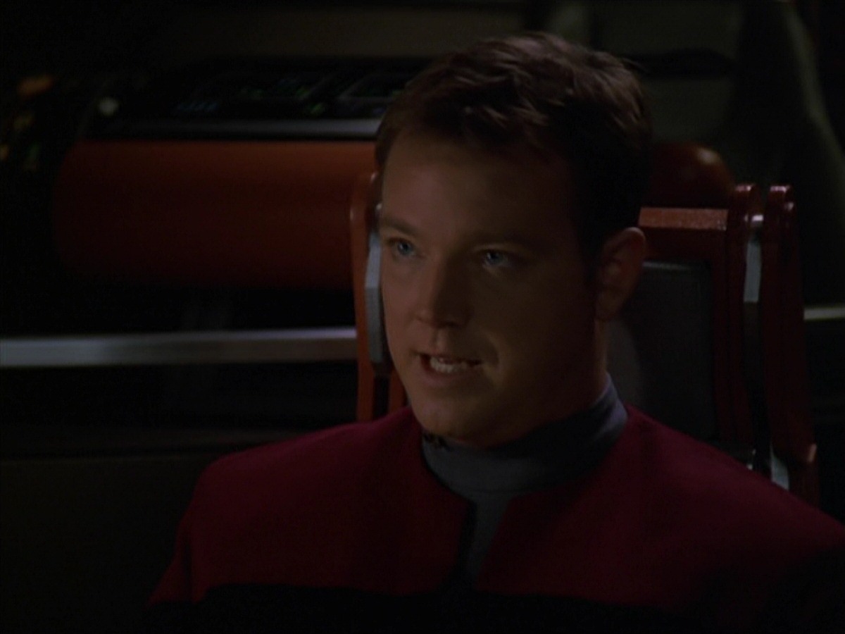 extant_StarTrek_VOY_7x22-NaturalLaw_3452.jpg