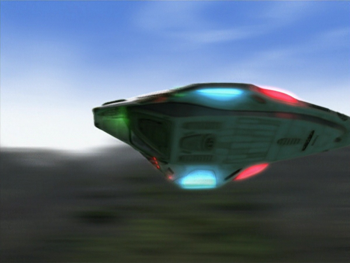 extant_StarTrek_VOY_7x22-NaturalLaw_3462.jpg