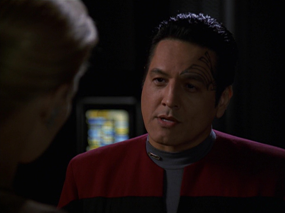 extant_StarTrek_VOY_7x22-NaturalLaw_3525.jpg