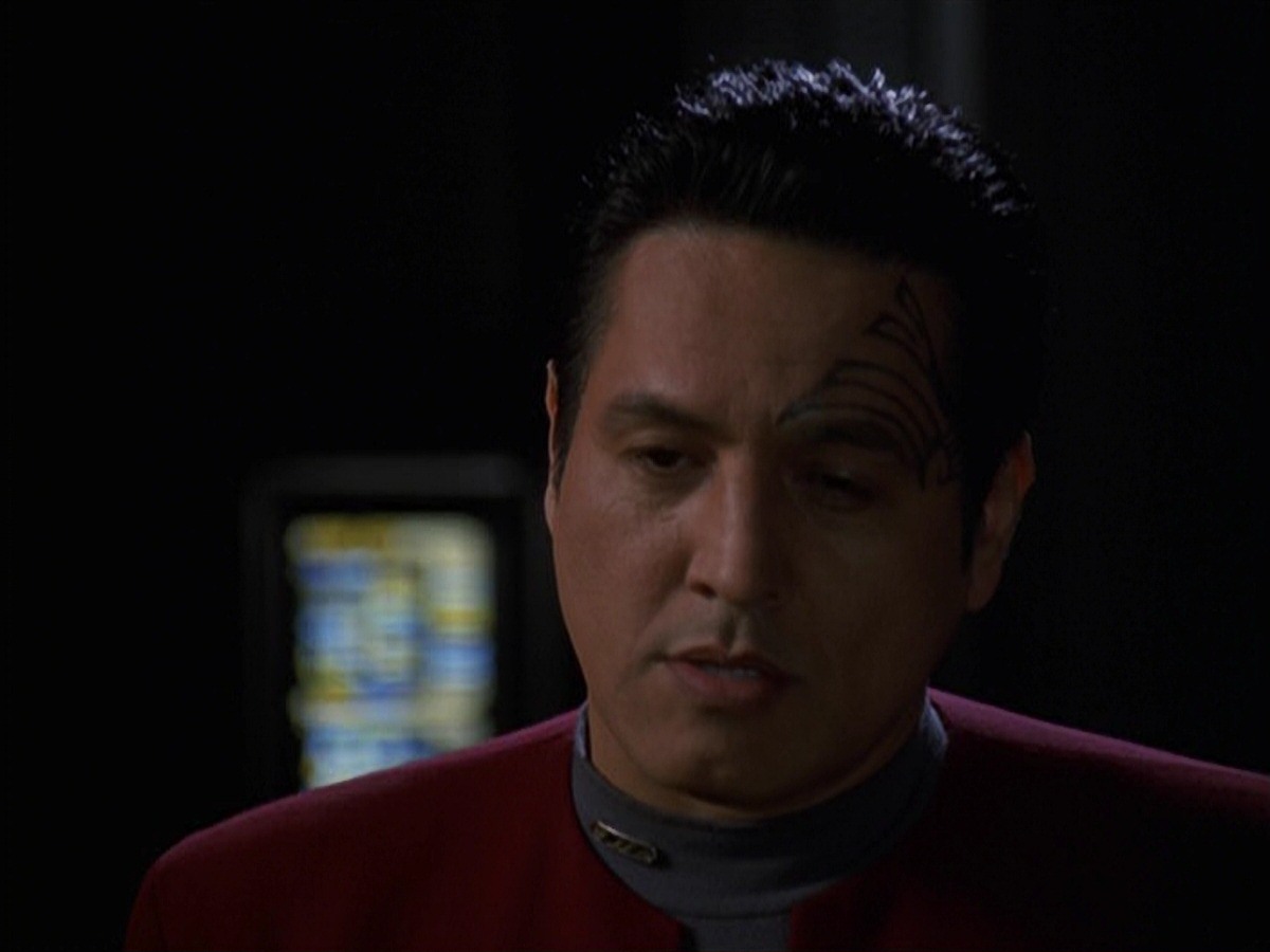 extant_StarTrek_VOY_7x22-NaturalLaw_3581.jpg