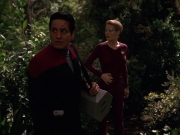 Filename=extant_StarTrek_VOY_7x22-NaturalLaw_0144.jpg
Filesize=175KiB
Dimensions=1200x900
Date added=Jan 16, 2020 extant_StarTrek_VOY_7x22-NaturalLaw_0144.jpg