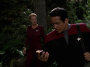 Filename=extant_StarTrek_VOY_7x22-NaturalLaw_0548.jpg
Filesize=130KiB
Dimensions=1200x900
Date added=Jan 16, 2020 extant_StarTrek_VOY_7x22-NaturalLaw_0548.jpg