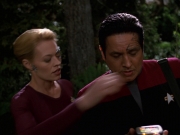 Filename=extant_StarTrek_VOY_7x22-NaturalLaw_0583.jpg
Filesize=137KiB
Dimensions=1200x900
Date added=Jan 16, 2020 extant_StarTrek_VOY_7x22-NaturalLaw_0583.jpg