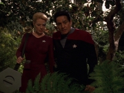Filename=extant_StarTrek_VOY_7x22-NaturalLaw_0625.jpg
Filesize=197KiB
Dimensions=1200x900
Date added=Jan 16, 2020 extant_StarTrek_VOY_7x22-NaturalLaw_0625.jpg
