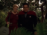 Filename=extant_StarTrek_VOY_7x22-NaturalLaw_0631.jpg
Filesize=200KiB
Dimensions=1200x900
Date added=Jan 16, 2020 extant_StarTrek_VOY_7x22-NaturalLaw_0631.jpg