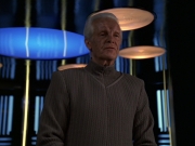 extant_StarTrek_VOY_7x22-NaturalLaw_1048.jpg