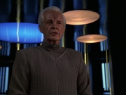 extant_StarTrek_VOY_7x22-NaturalLaw_1051.jpg