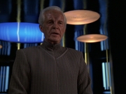 extant_StarTrek_VOY_7x22-NaturalLaw_1052.jpg