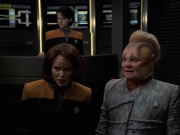 extant_StarTrek_VOY_7x22-NaturalLaw_1077.jpg