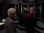 extant_StarTrek_VOY_7x22-NaturalLaw_1104.jpg