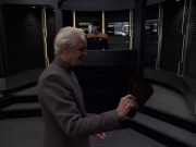extant_StarTrek_VOY_7x22-NaturalLaw_1129.jpg