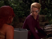 extant_StarTrek_VOY_7x22-NaturalLaw_1321.jpg