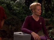 extant_StarTrek_VOY_7x22-NaturalLaw_1339.jpg