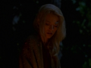 extant_StarTrek_VOY_7x22-NaturalLaw_1663.jpg