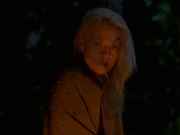extant_StarTrek_VOY_7x22-NaturalLaw_1691.jpg