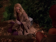 extant_StarTrek_VOY_7x22-NaturalLaw_1843.jpg