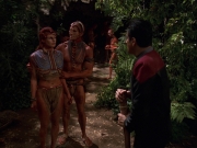 extant_StarTrek_VOY_7x22-NaturalLaw_2067.jpg