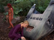 extant_StarTrek_VOY_7x22-NaturalLaw_2147.jpg