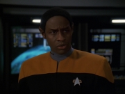 Filename=extant_StarTrek_VOY_7x22-NaturalLaw_2221.jpg
Filesize=114KiB
Dimensions=1200x900
Date added=Jan 16, 2020 extant_StarTrek_VOY_7x22-NaturalLaw_2221.jpg