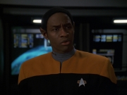 Filename=extant_StarTrek_VOY_7x22-NaturalLaw_2223.jpg
Filesize=115KiB
Dimensions=1200x900
Date added=Jan 16, 2020 extant_StarTrek_VOY_7x22-NaturalLaw_2223.jpg