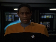 Filename=extant_StarTrek_VOY_7x22-NaturalLaw_2231.jpg
Filesize=114KiB
Dimensions=1200x900
Date added=Jan 16, 2020 extant_StarTrek_VOY_7x22-NaturalLaw_2231.jpg