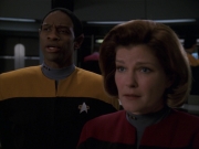 extant_StarTrek_VOY_7x22-NaturalLaw_2268.jpg