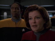 extant_StarTrek_VOY_7x22-NaturalLaw_2288.jpg