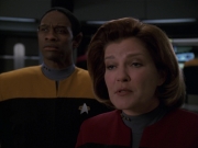 extant_StarTrek_VOY_7x22-NaturalLaw_2290.jpg