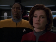 extant_StarTrek_VOY_7x22-NaturalLaw_2306.jpg