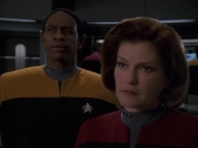 extant_StarTrek_VOY_7x22-NaturalLaw_2310.jpg