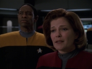 extant_StarTrek_VOY_7x22-NaturalLaw_2332.jpg