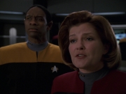 extant_StarTrek_VOY_7x22-NaturalLaw_2334.jpg