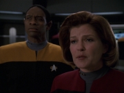 extant_StarTrek_VOY_7x22-NaturalLaw_2337.jpg