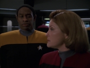 extant_StarTrek_VOY_7x22-NaturalLaw_2353.jpg