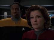 extant_StarTrek_VOY_7x22-NaturalLaw_2360.jpg