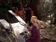 extant_StarTrek_VOY_7x22-NaturalLaw_2786.jpg
