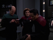 extant_StarTrek_VOY_7x22-NaturalLaw_2910.jpg