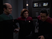 Filename=extant_StarTrek_VOY_7x22-NaturalLaw_2917.jpg
Filesize=97KiB
Dimensions=1200x900
Date added=Jan 16, 2020 extant_StarTrek_VOY_7x22-NaturalLaw_2917.jpg