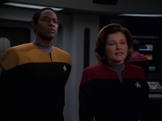 Filename=extant_StarTrek_VOY_7x22-NaturalLaw_3173.jpg
Filesize=106KiB
Dimensions=1200x900
Date added=Jan 16, 2020 extant_StarTrek_VOY_7x22-NaturalLaw_3173.jpg