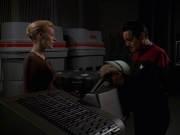 extant_StarTrek_VOY_7x22-NaturalLaw_3495.jpg