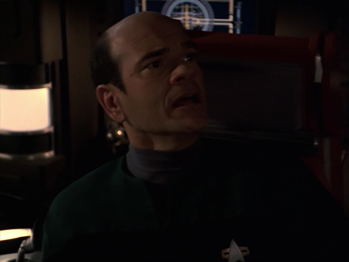 extant_StarTrek_VOY_7x24-RenaissanceMan_0050.jpg