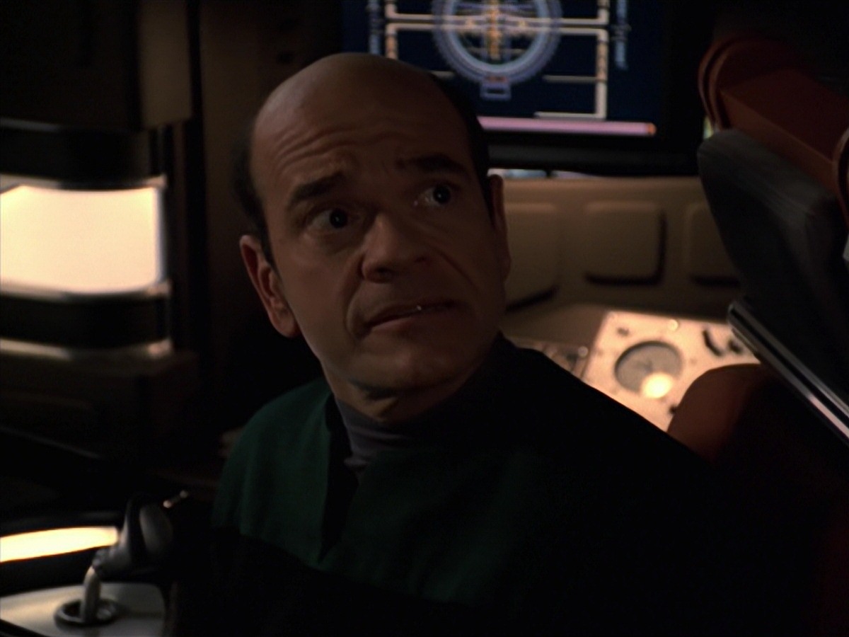 extant_StarTrek_VOY_7x24-RenaissanceMan_0111.jpg