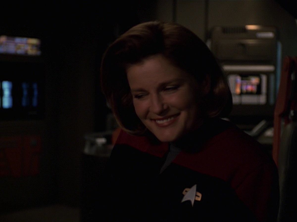 extant_StarTrek_VOY_7x24-RenaissanceMan_0124.jpg