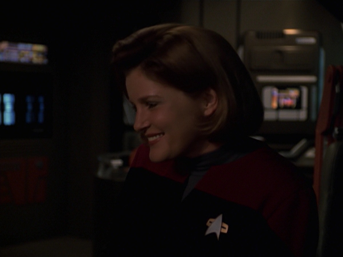 extant_StarTrek_VOY_7x24-RenaissanceMan_0125.jpg
