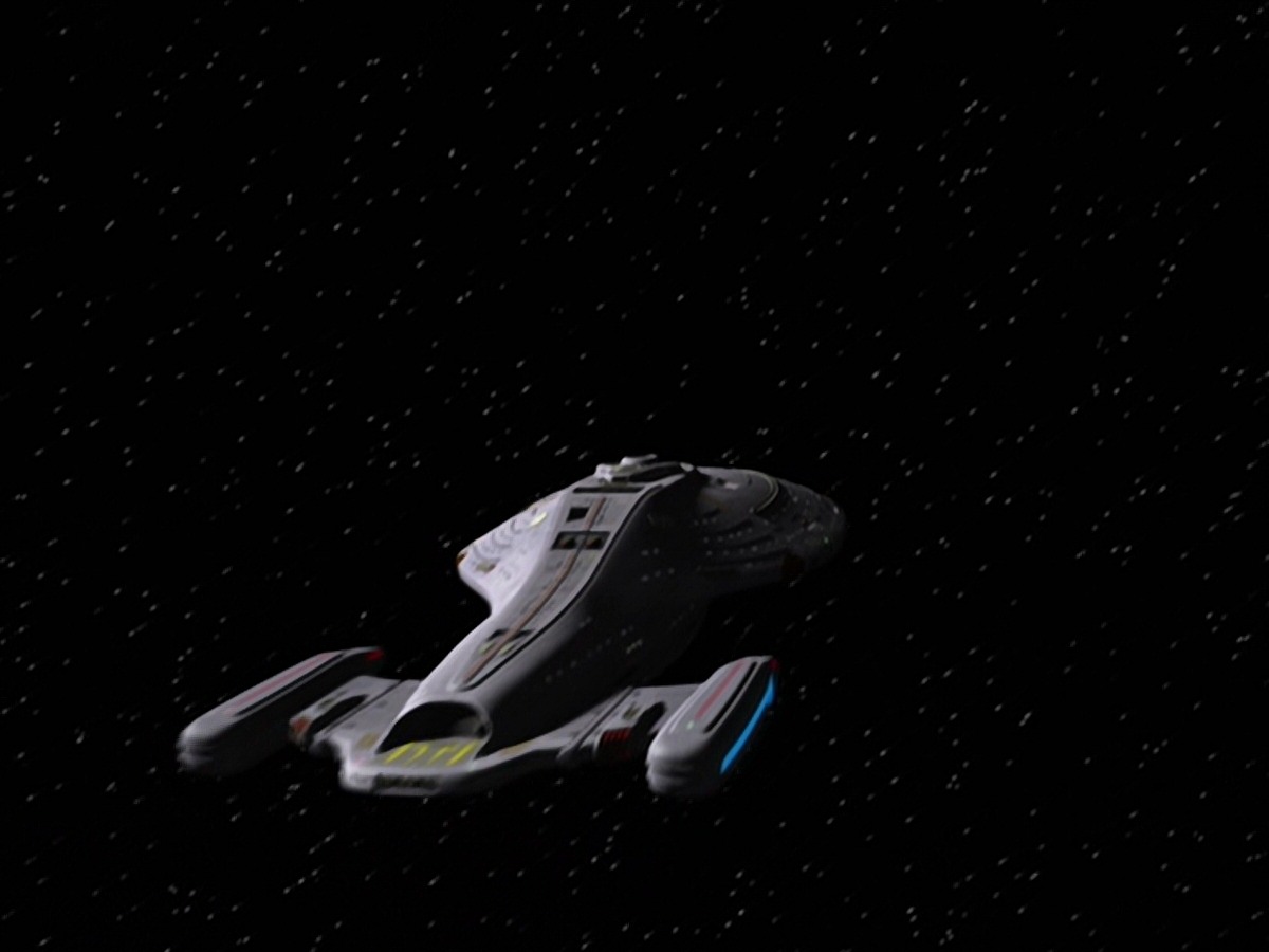 extant_StarTrek_VOY_7x24-RenaissanceMan_0319.jpg
