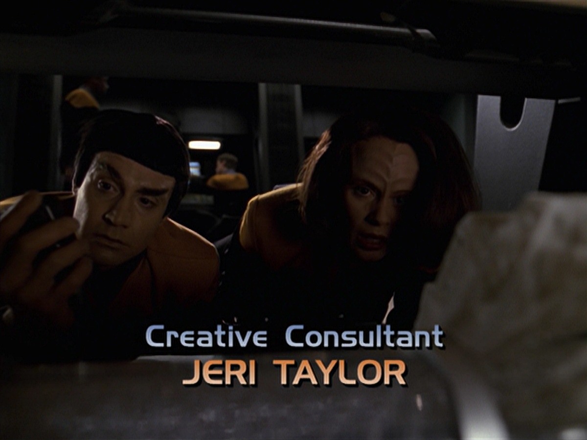 extant_StarTrek_VOY_7x24-RenaissanceMan_0350.jpg